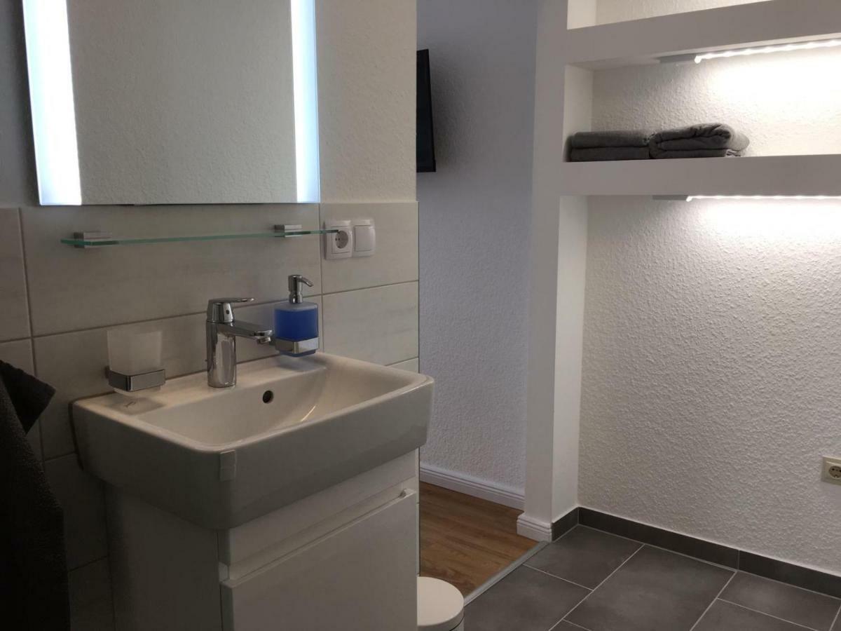 Zentral Gelegenes Ferienzimmer Moellner Seestrasse Ngoại thất bức ảnh
